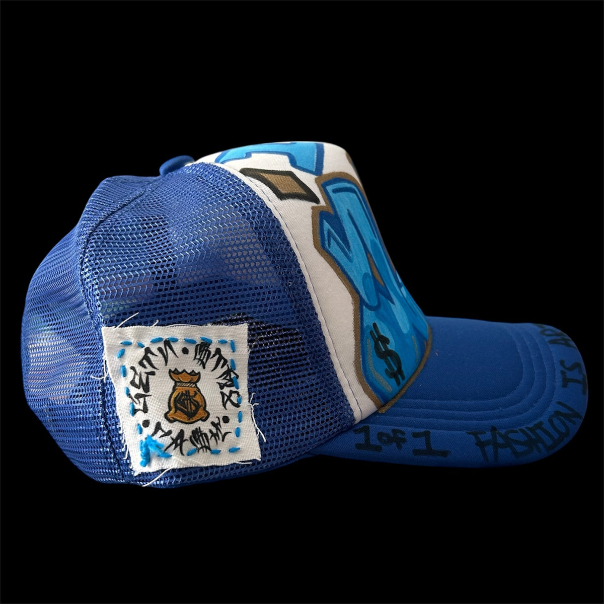I Luv Art trucker hat
